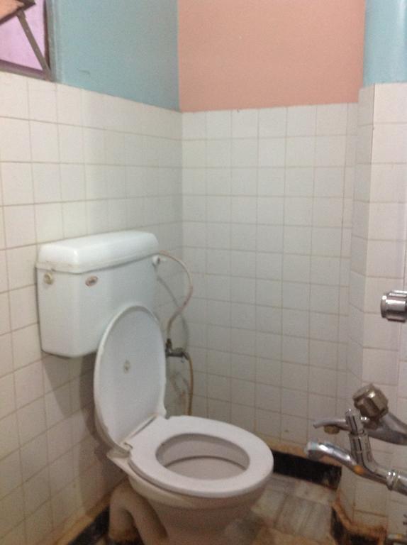 Hotel Sandeep Benares Kamer foto
