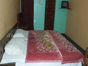 Hotel Sandeep Benares Buitenkant foto
